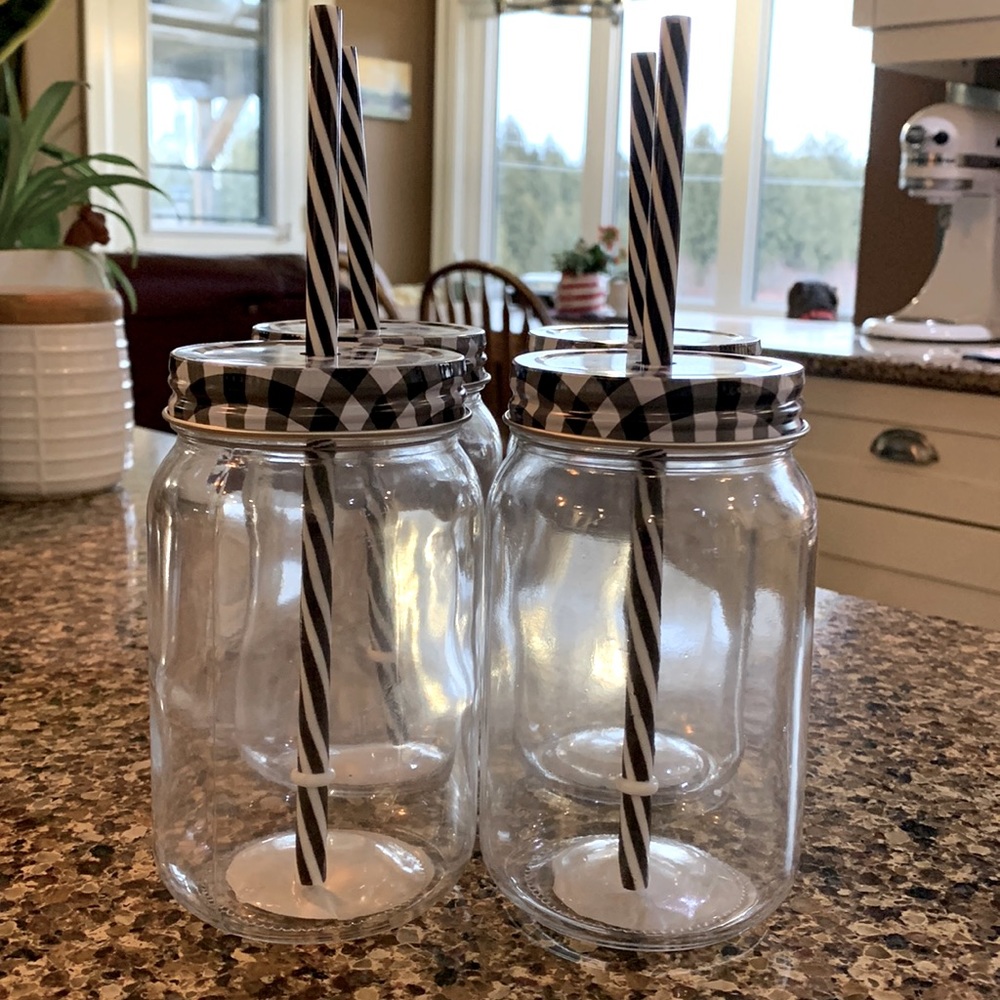 Four Jam Jars With Straws & Lids